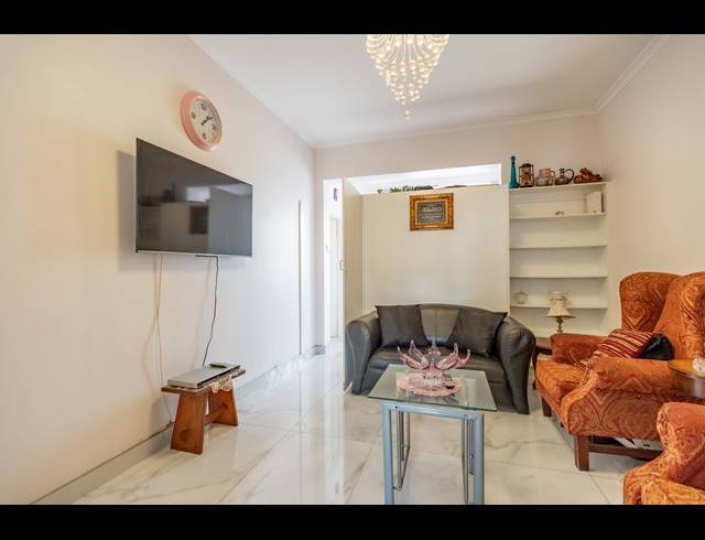 2 BEDROOM APARTMENT FOR SALE IN MUSGRAVE